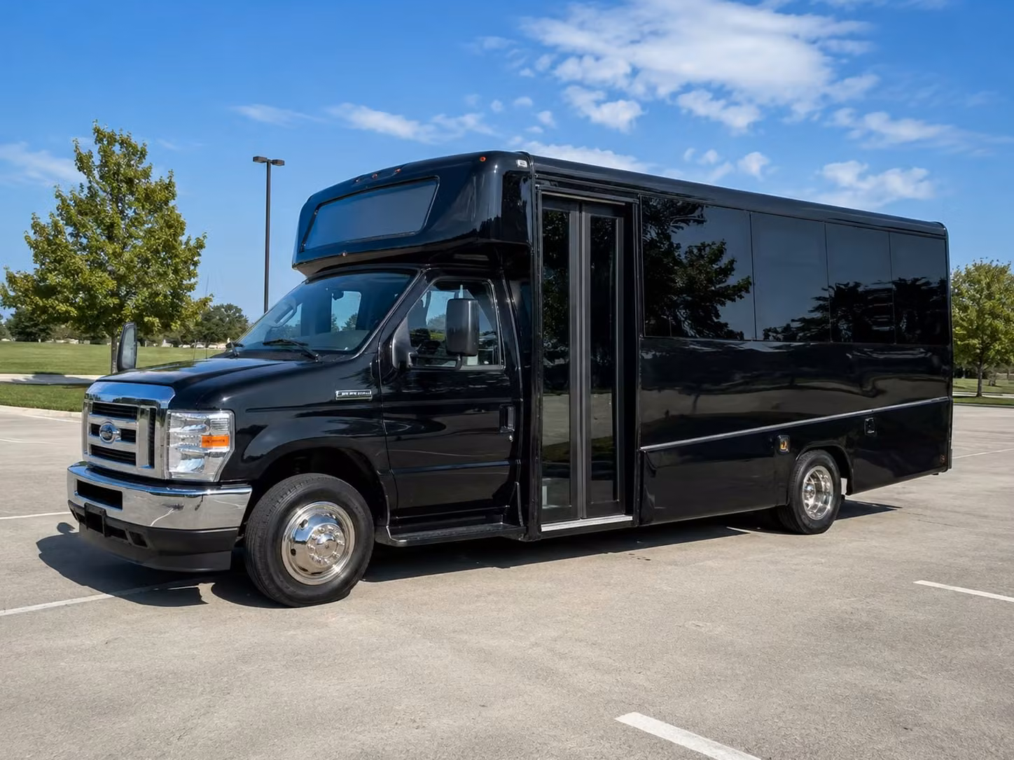 15 passenger minibus