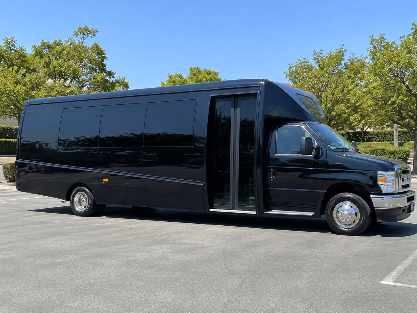 minibus rentals for smaller stockton prom friend groups