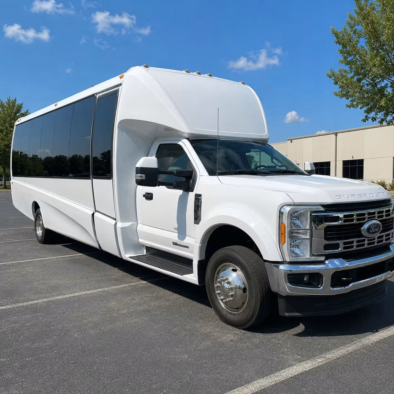 stockton 18 passenger minibus rental