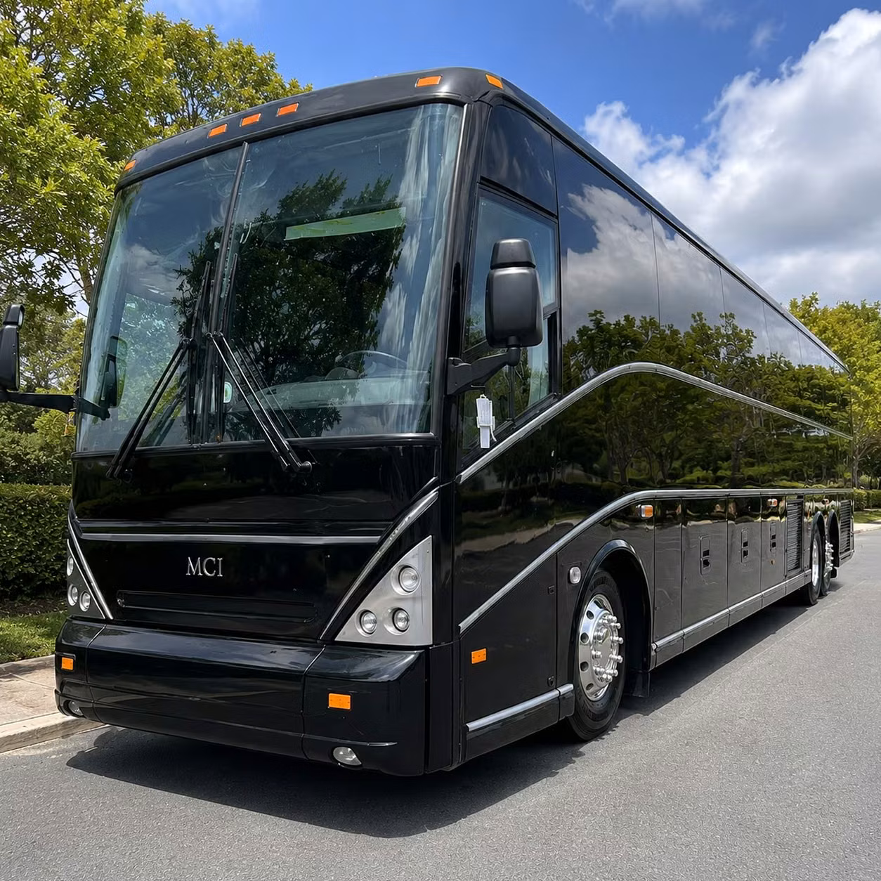stockton charter buses